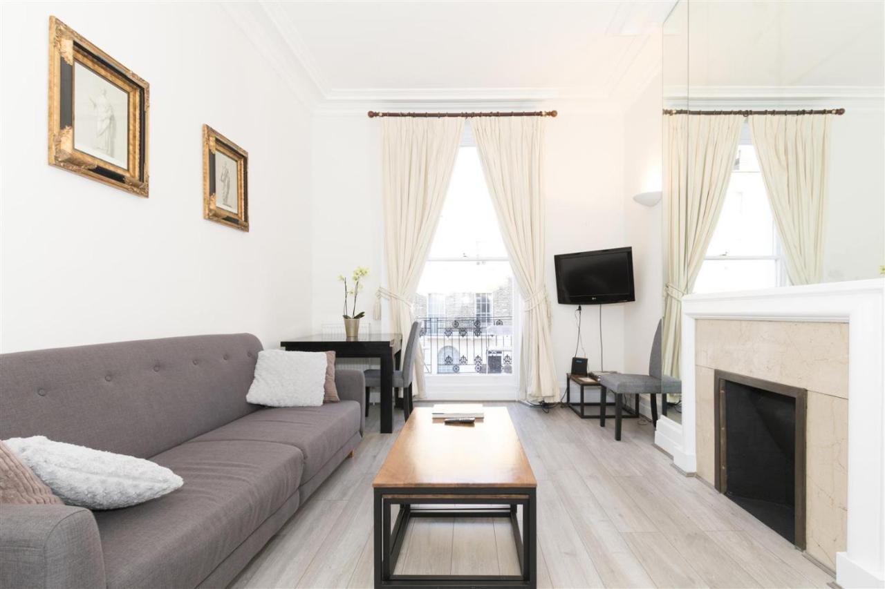 Eee Apartment Лондон Екстериор снимка